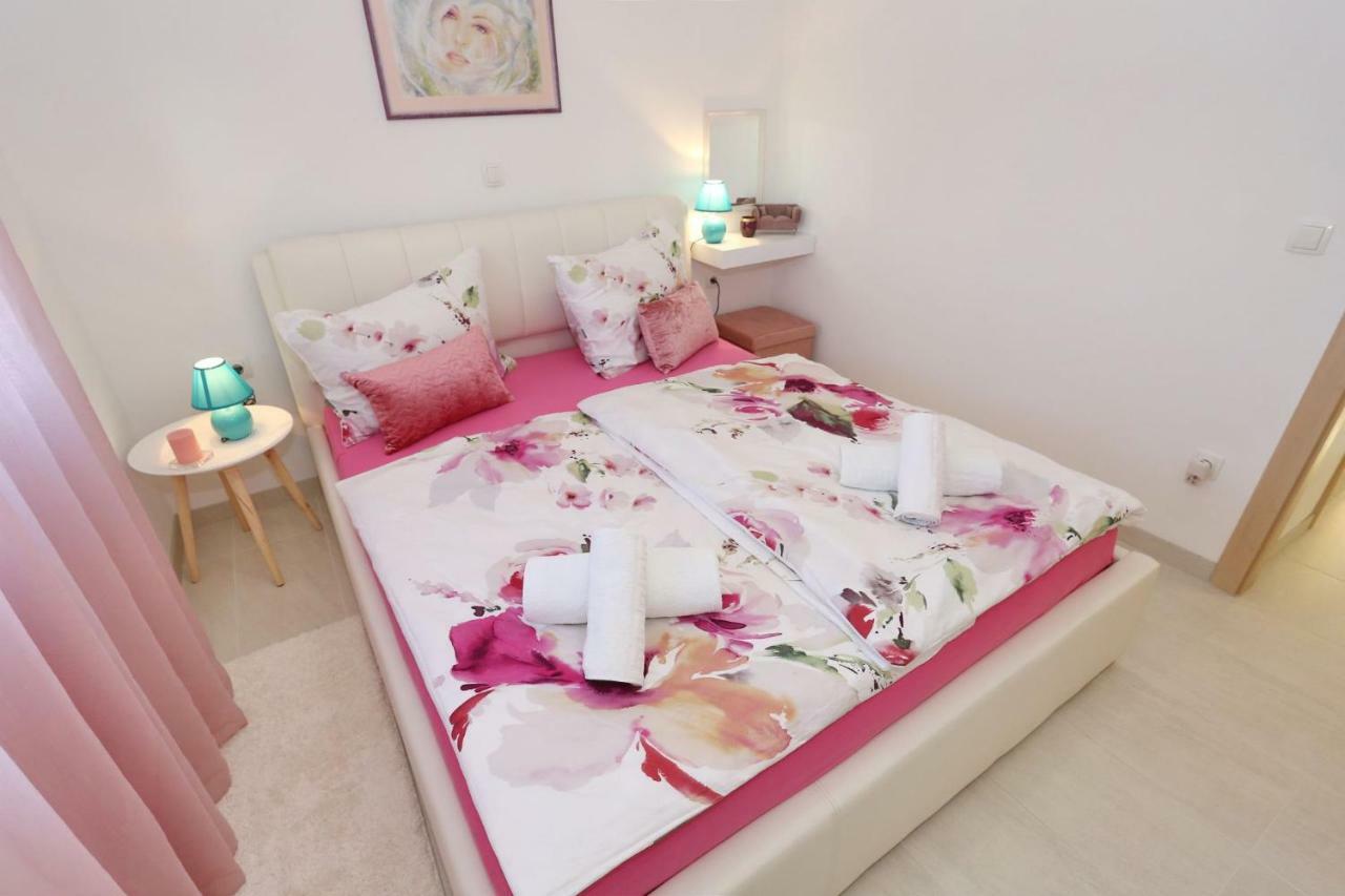 Villa Nivel Вир Екстериор снимка