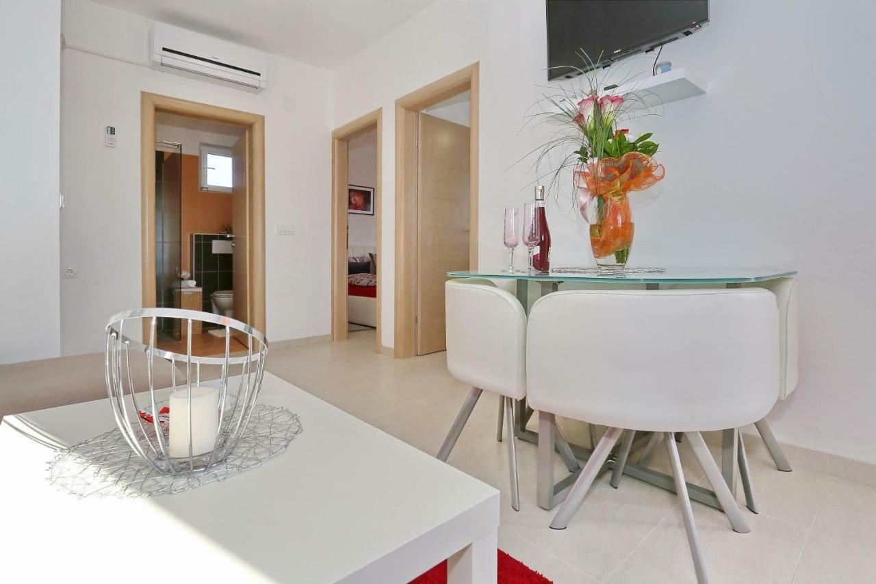 Villa Nivel Вир Екстериор снимка